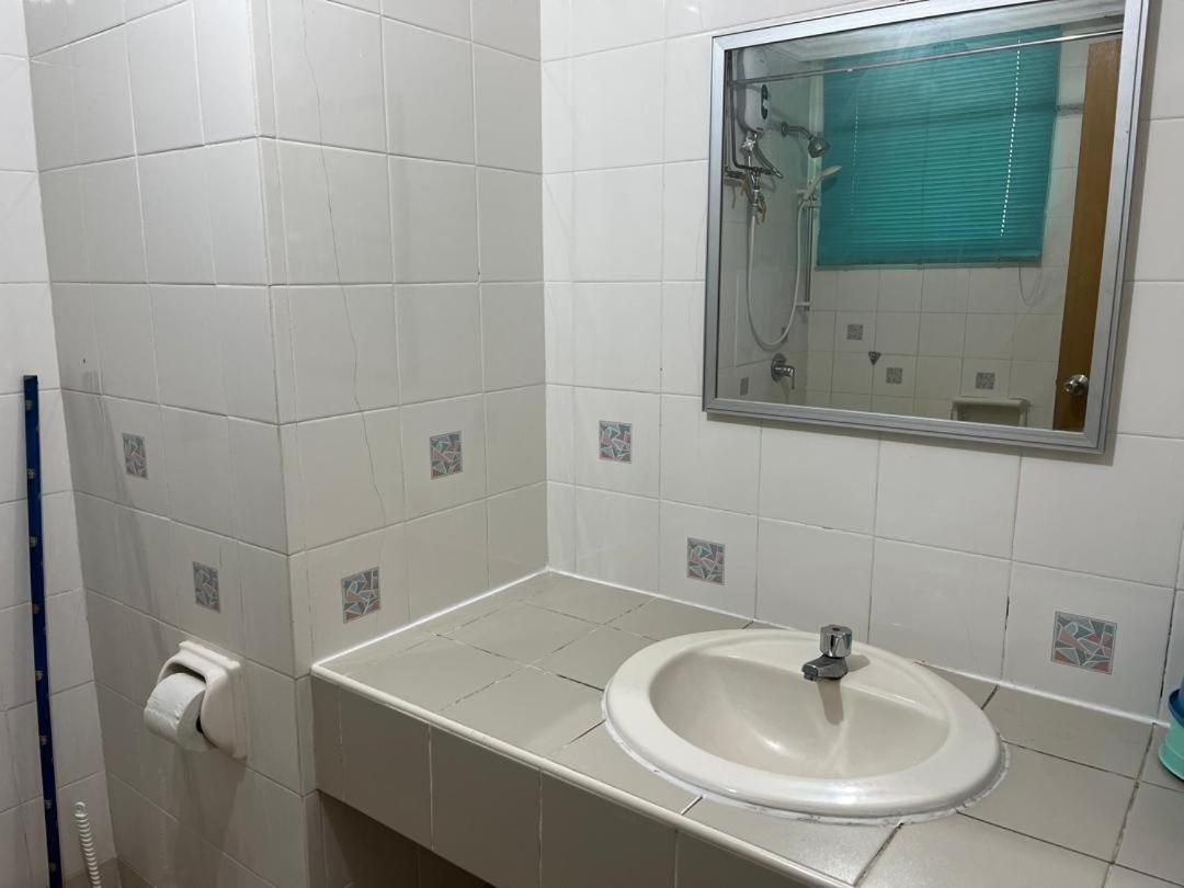 My Daily Homestay - Miri Times Square Quarto foto